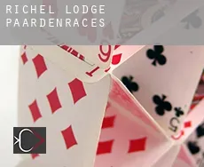 Richel Lodge  paardenraces
