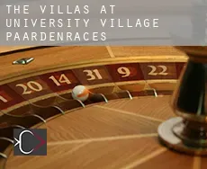 The Villas at University Village  paardenraces